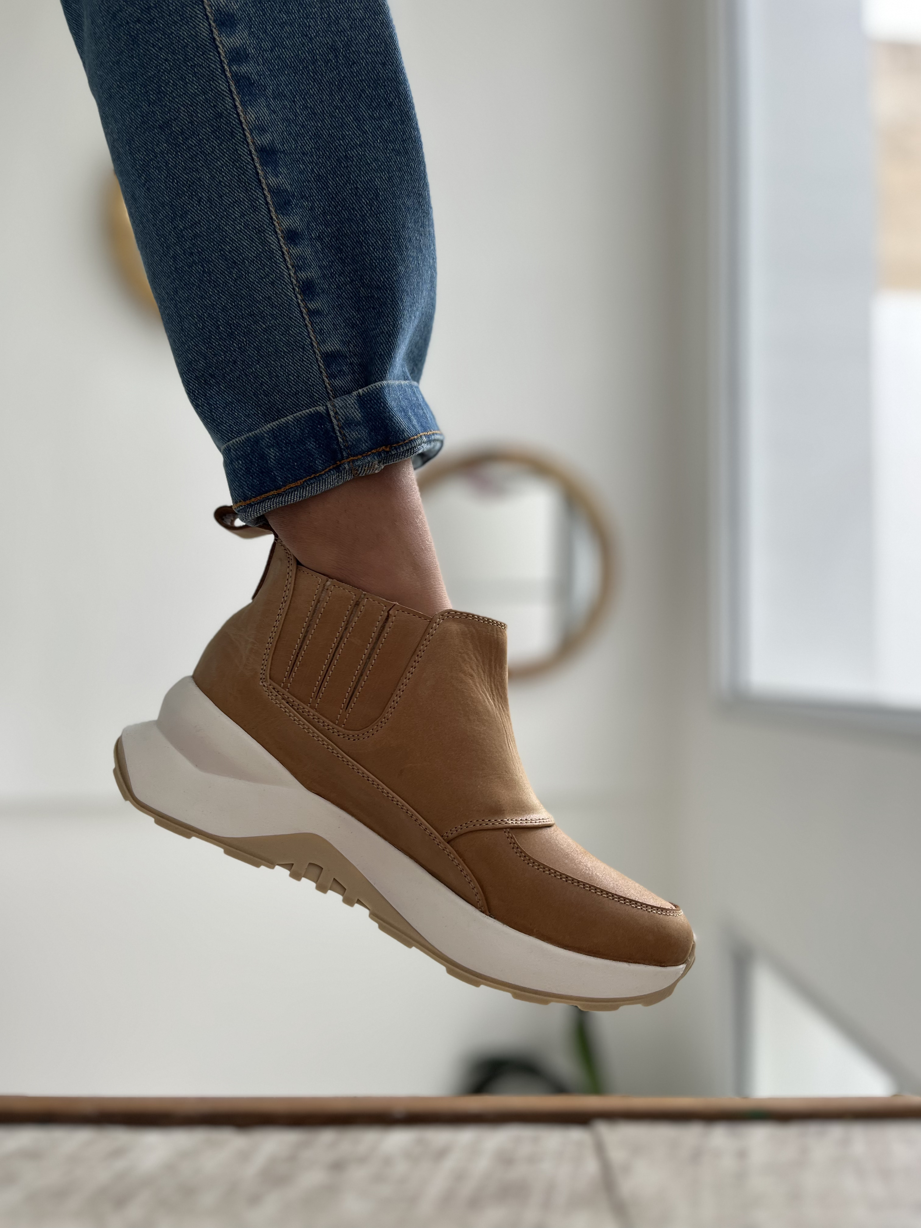 Deportivo Beige